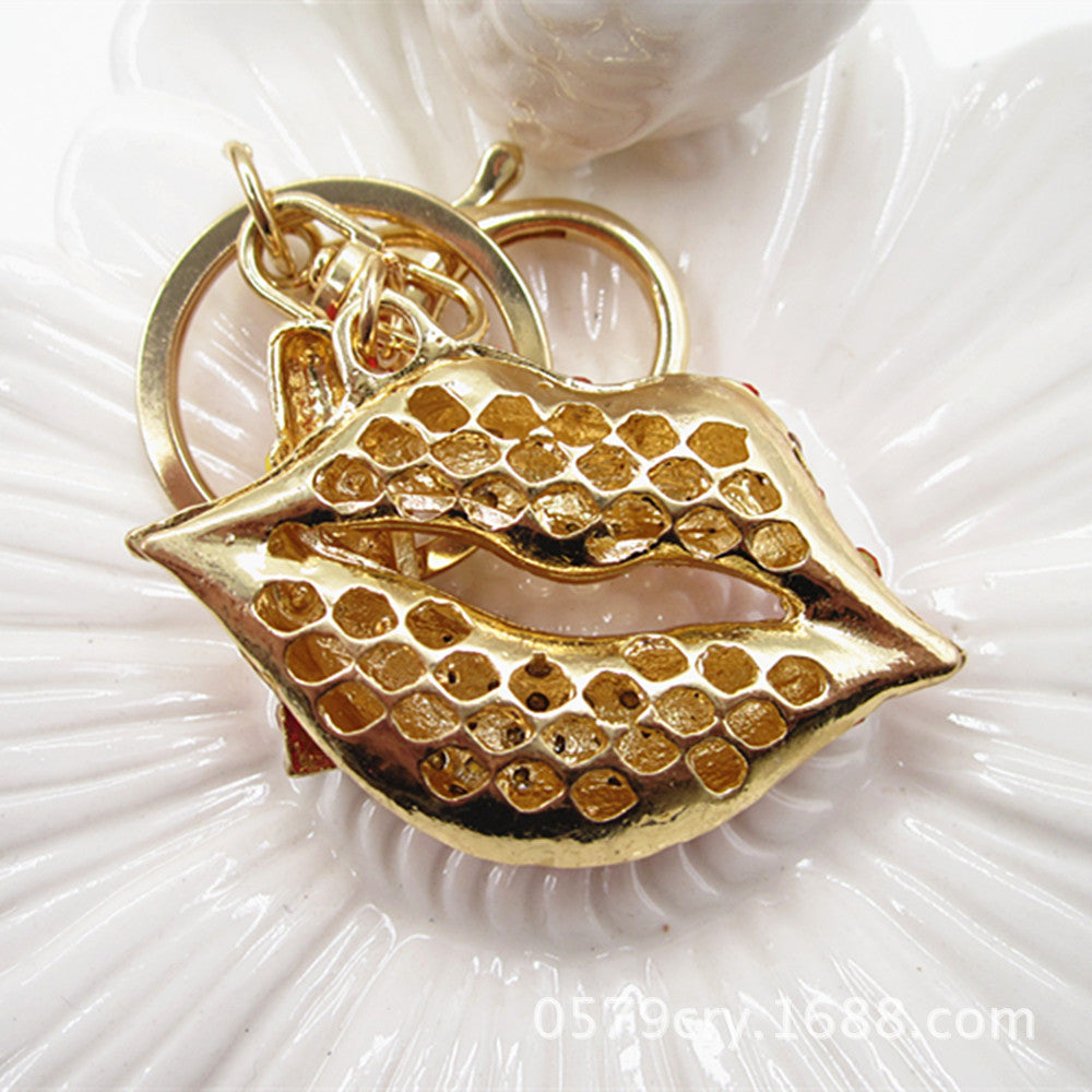 Wholesale Zinc Alloy Lipstick Lips Diamond Keychain